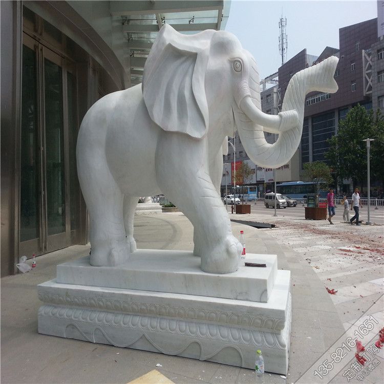 城市街道汉白玉大象雕塑